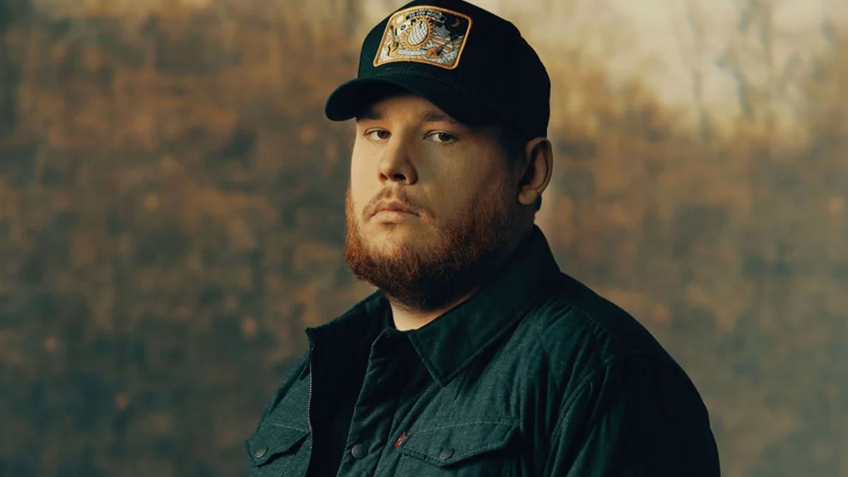 Luke Combs Net Worth RagstoRiches Tale Revealed [2024]