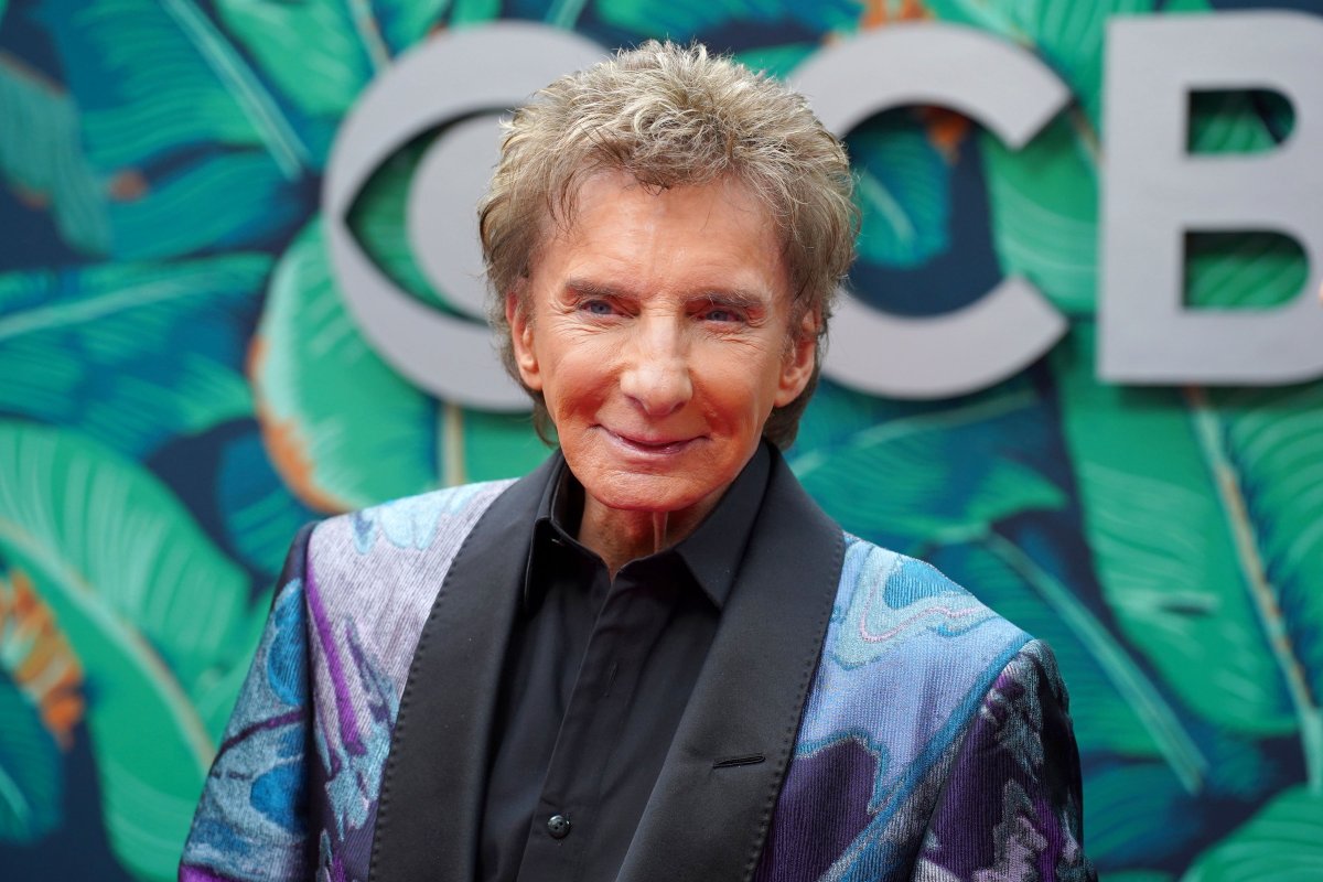 Barry Manilow Net Worth Musical Icon's Journey [2024]